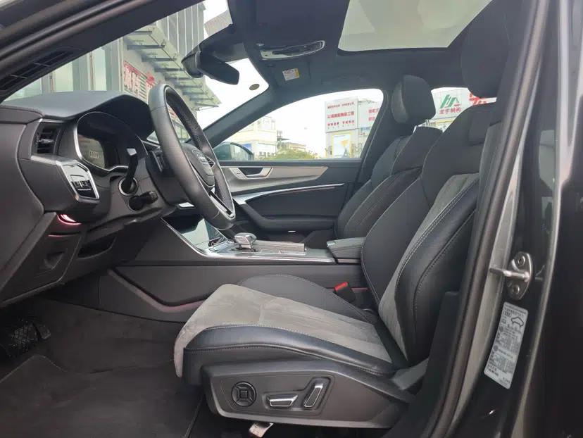 Audi A6L 2023 Revised 40 TFSI Luxury Dynamic Edition — миниатюра 11