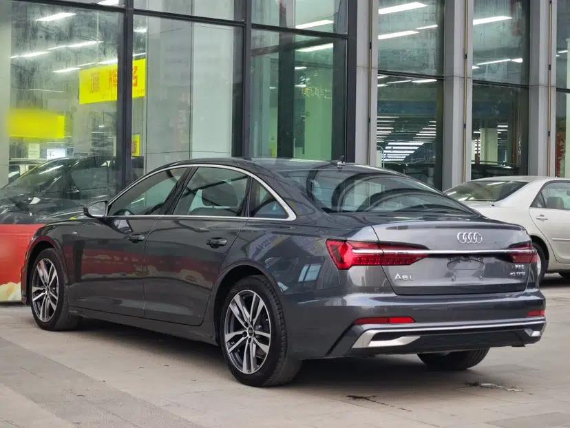 Audi A6L 2023 Revised 40 TFSI Luxury Dynamic Edition — миниатюра 3