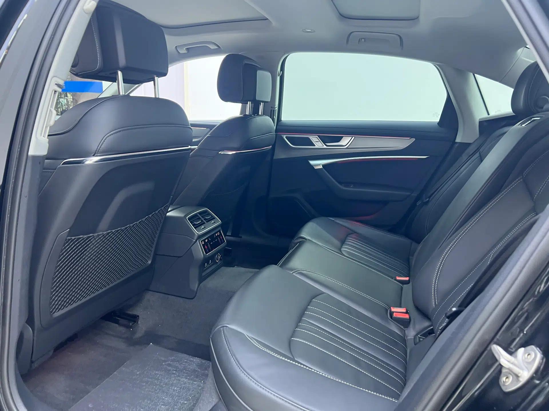 Audi A6L 2024 45 TFSI Prestige Dynamic Edition — миниатюра 20