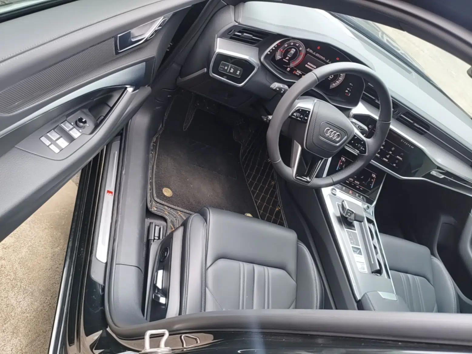 Audi A6L 2025 Revised 40 TFSI Luxury Dynamic Edition — миниатюра 23