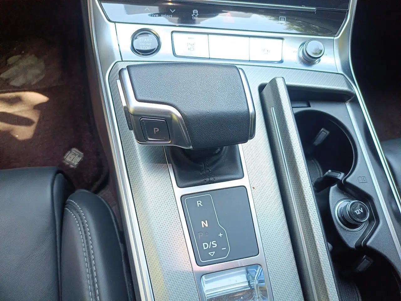 Audi A6L 2024 45 TFSI Prestige Dynamic Edition — миниатюра 14