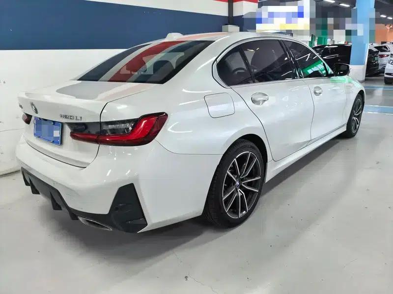 2023 BMW 3 Series 320Li M Sport Package — миниатюра 5