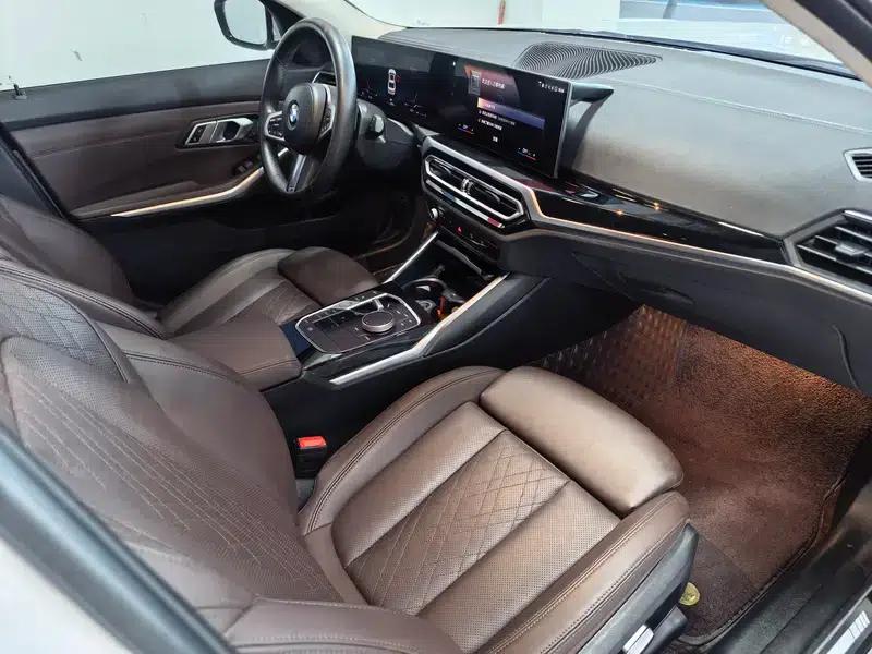 2023 BMW 3 Series 320Li M Sport Package — миниатюра 10