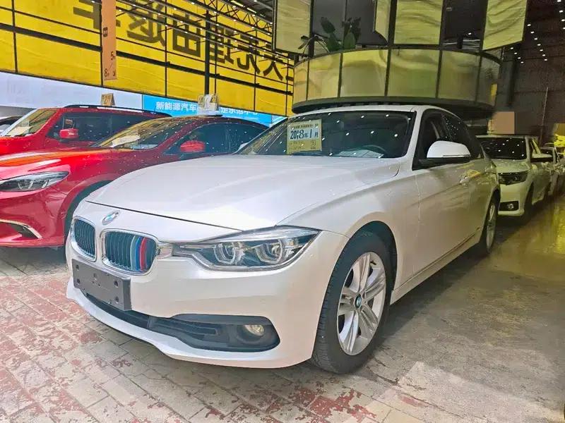 2017 BMW 3 Series 318i Fashion Edition — миниатюра 1