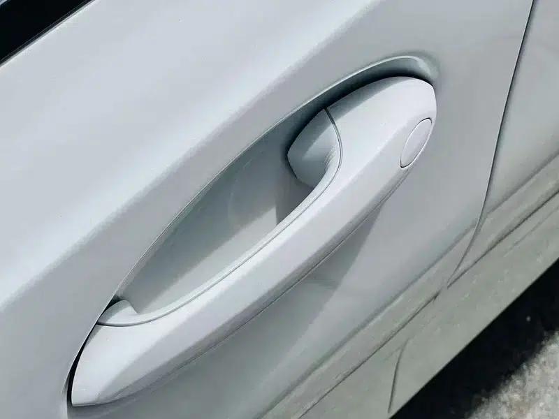 2026 BMW 3 Series 330Li M Sport Shadow Edition — миниатюра 7