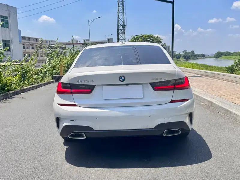 2022 BMW 3 Series Facelift 325Li xDrive M Sport Package — миниатюра 5