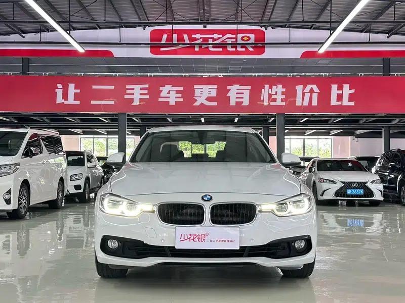 2016 BMW 3 Series 320i Fashion Edition — миниатюра 2