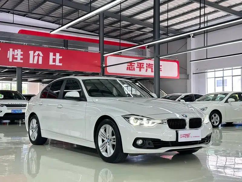 2016 BMW 3 Series 320i Fashion Edition — миниатюра 3