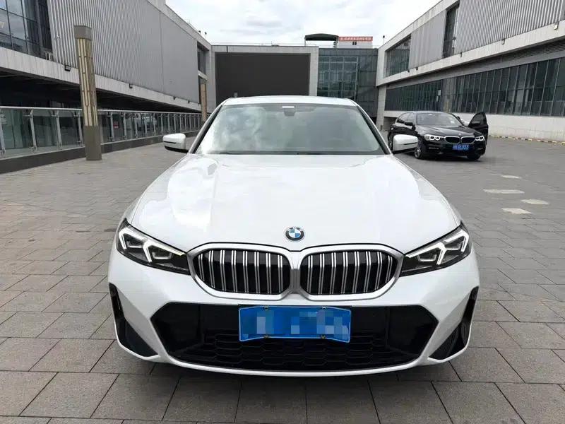 2023 BMW 3 Series 320Li M Sport Package — миниатюра 2