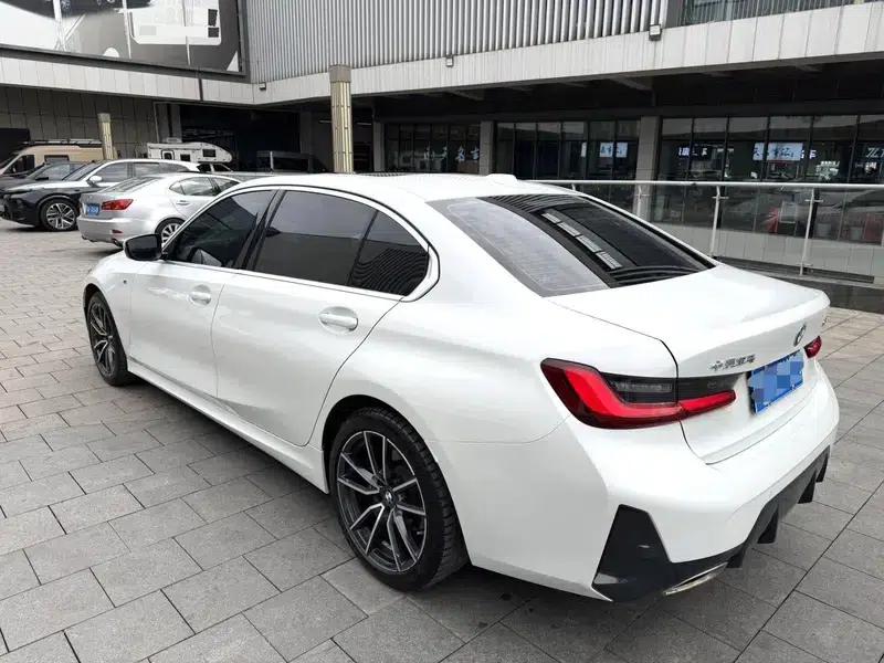 2023 BMW 3 Series 320Li M Sport Package — миниатюра 4