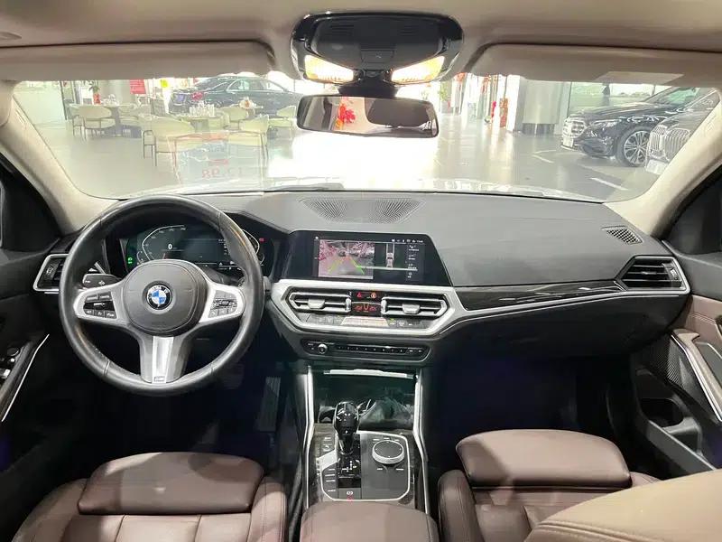 2021 BMW 3 Series 325Li M Sport Shadow Edition — миниатюра 7