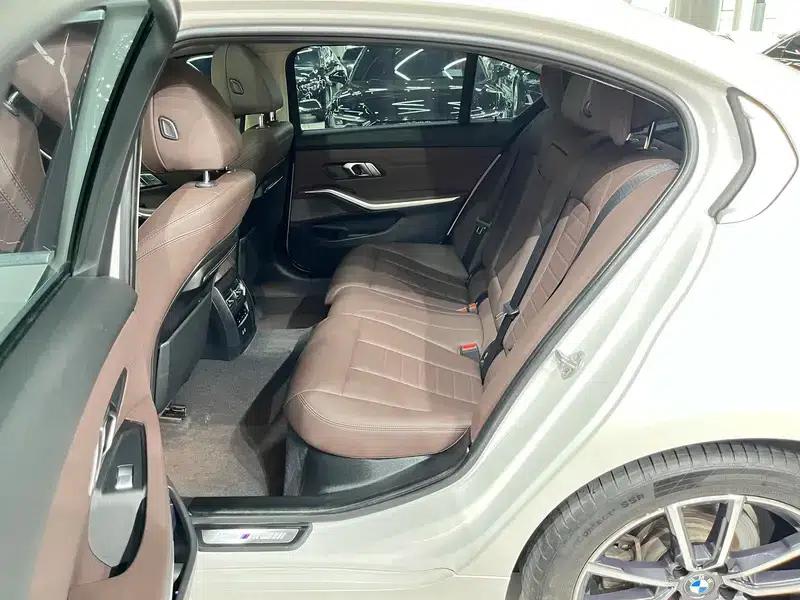 2021 BMW 3 Series 325Li M Sport Shadow Edition — миниатюра 9