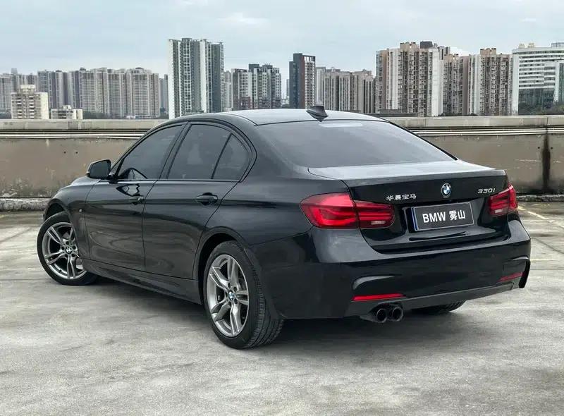 2018 BMW 3 Series 330i M Sport Shadow Edition — миниатюра 4