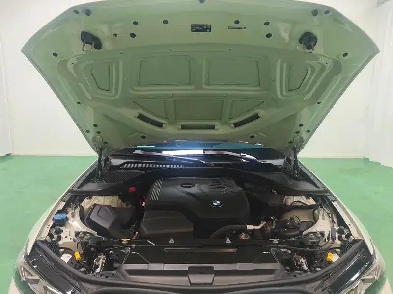 2023 BMW 3 Series 325i M Sport Package — миниатюра 10