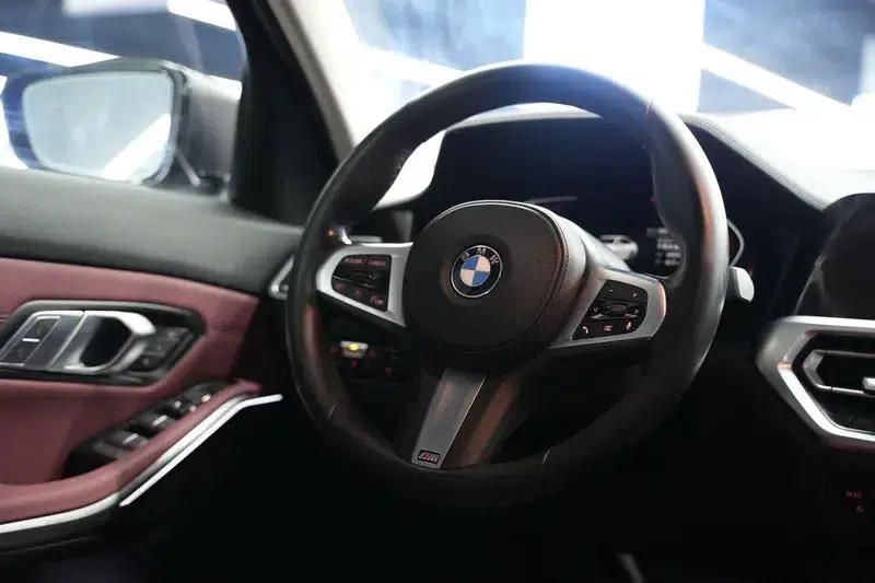 BMW 3 Series 2021 Facelift 325i M Sport Package — миниатюра 12