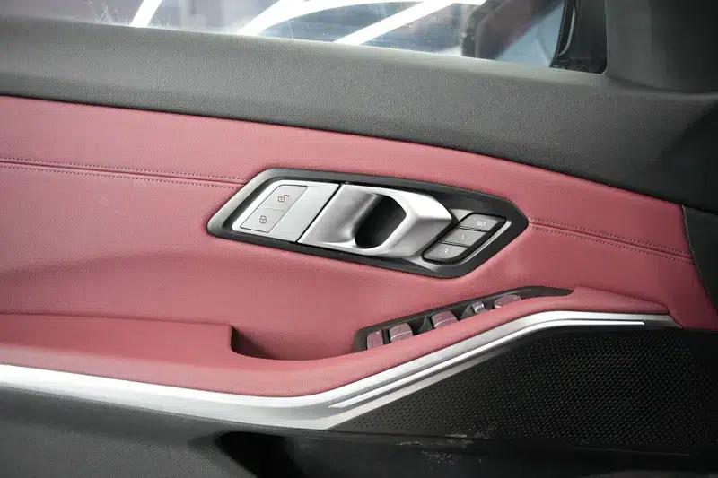 BMW 3 Series 2021 Facelift 325i M Sport Package — миниатюра 17