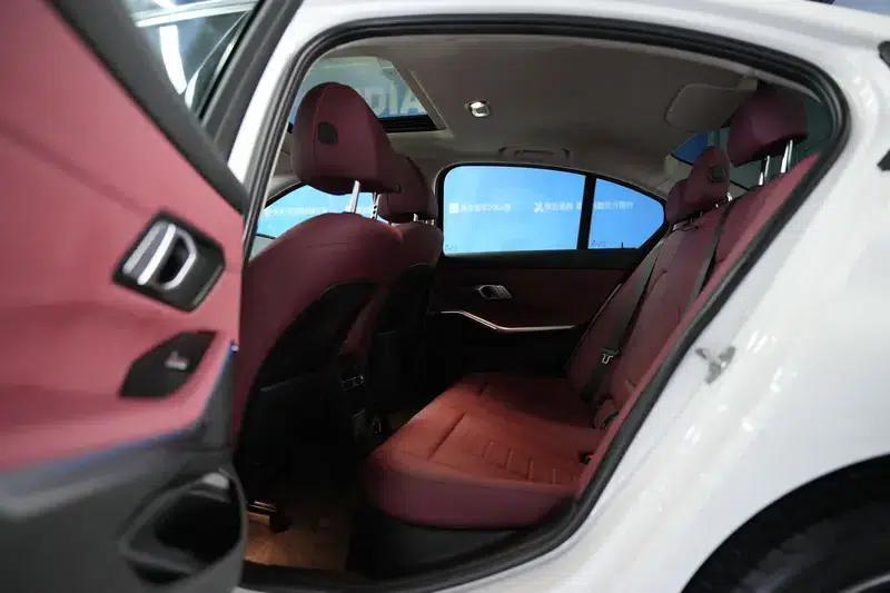 BMW 3 Series 2021 Facelift 325i M Sport Package — миниатюра 18