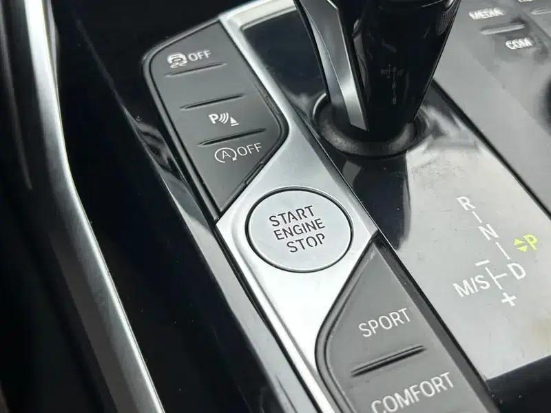 2021 BMW 3 Series 320Li M Sport Package — миниатюра 14