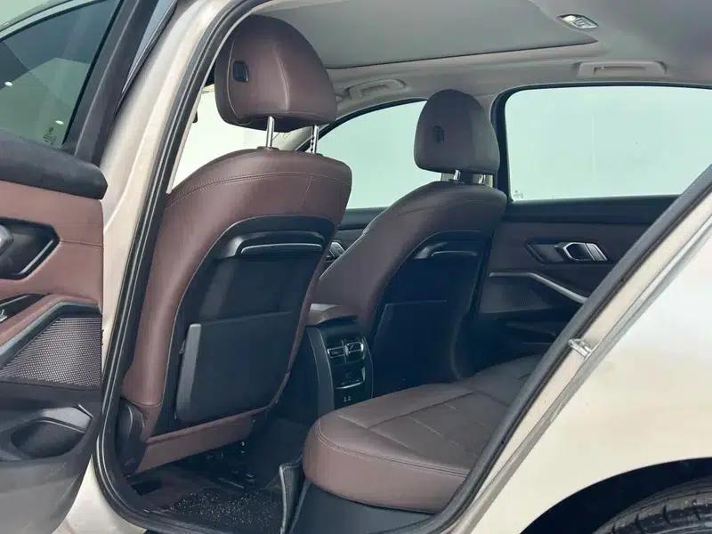 2021 BMW 3 Series 320Li M Sport Package — миниатюра 29