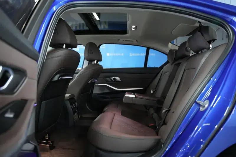 2022 BMW 3 Series Facelift 325Li M Sport Package — миниатюра 24