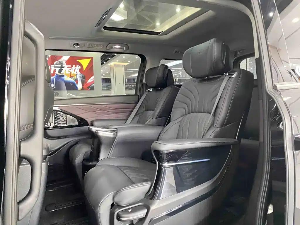 Trumpchi M8 2024 Master Series 400T Premium Edition — миниатюра 16