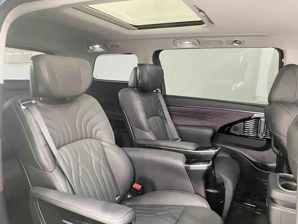 Trumpchi M8 2024 Master Series 400T Premium Edition — миниатюра 24