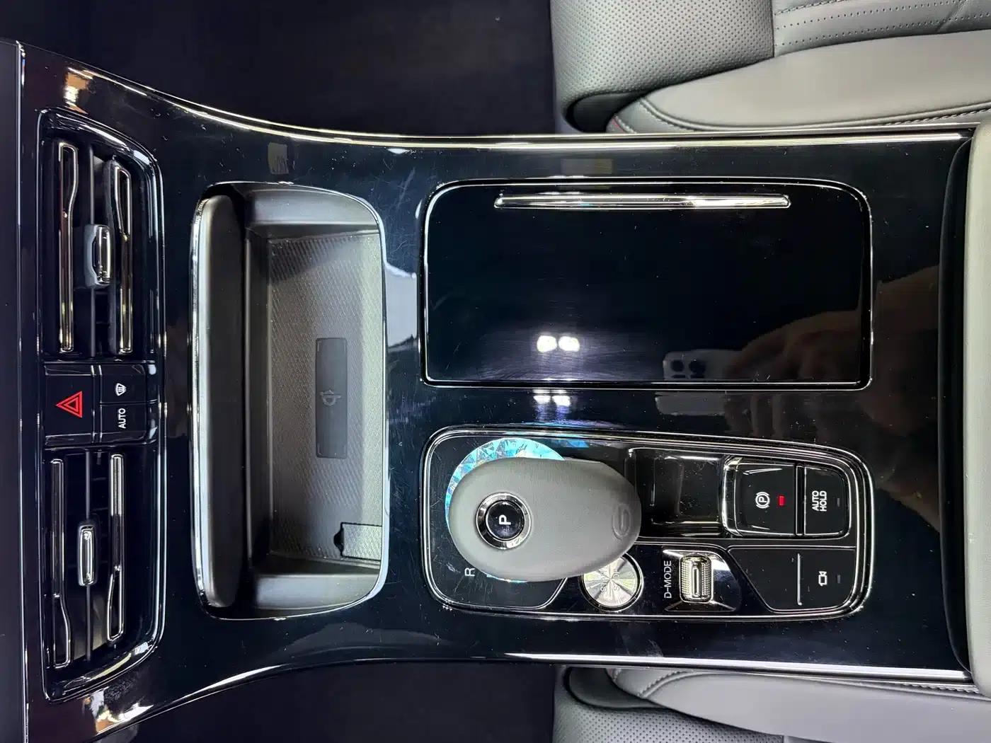 Trumpchi M8 2023 Master Series 400T Supreme Edition — миниатюра 12