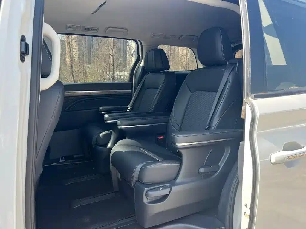 Trumpchi M8 2023 Leading Series 390T Luxury Edition — миниатюра 6