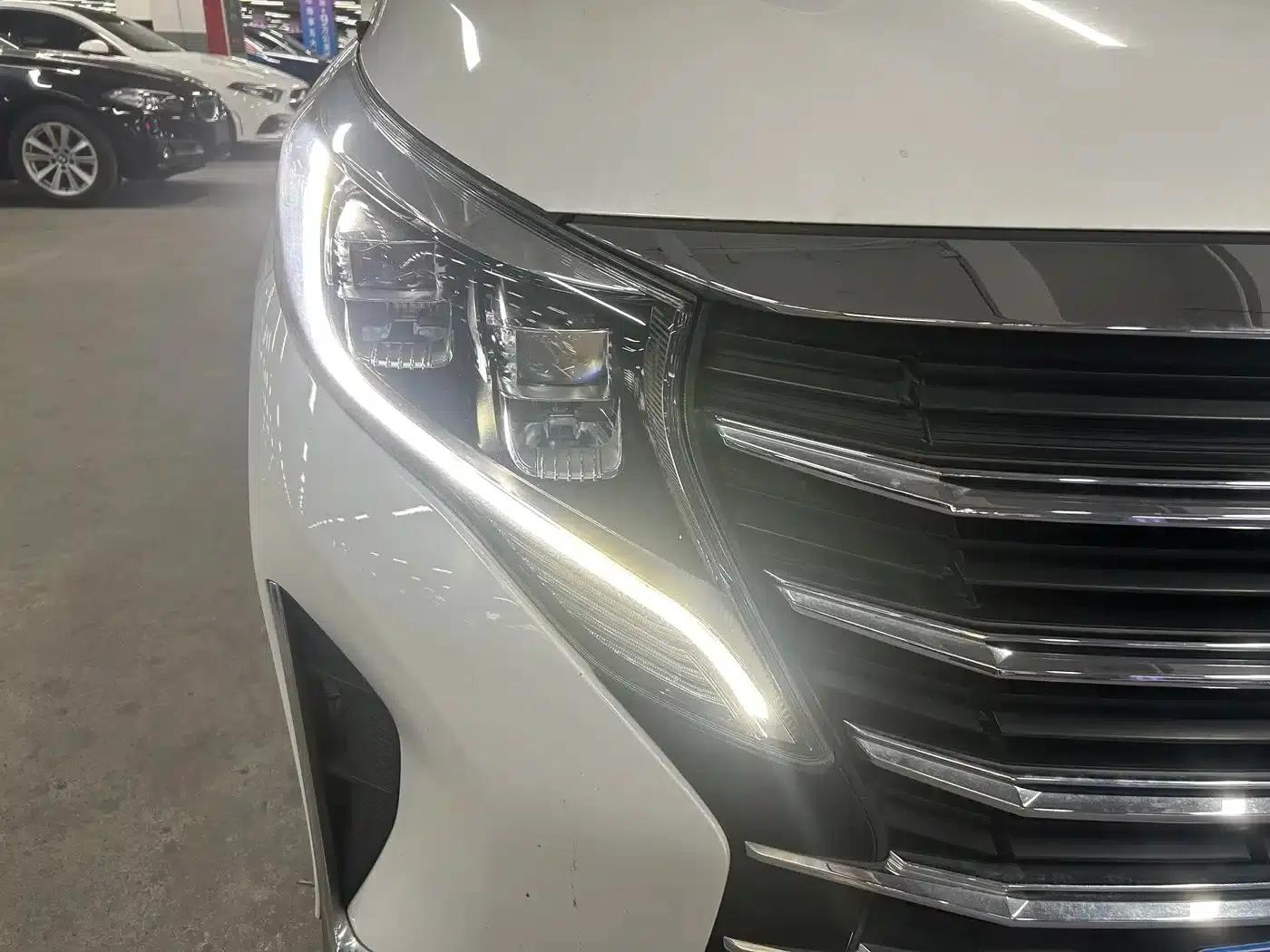 Trumpchi M8 2023 Leading Series 390T Premium Edition — миниатюра 15