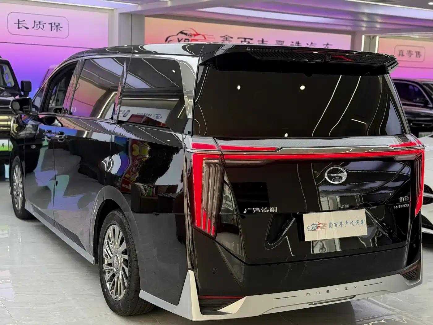 Trumpchi M8 2023 Master Series Dual Engine Supreme Edition — миниатюра 9