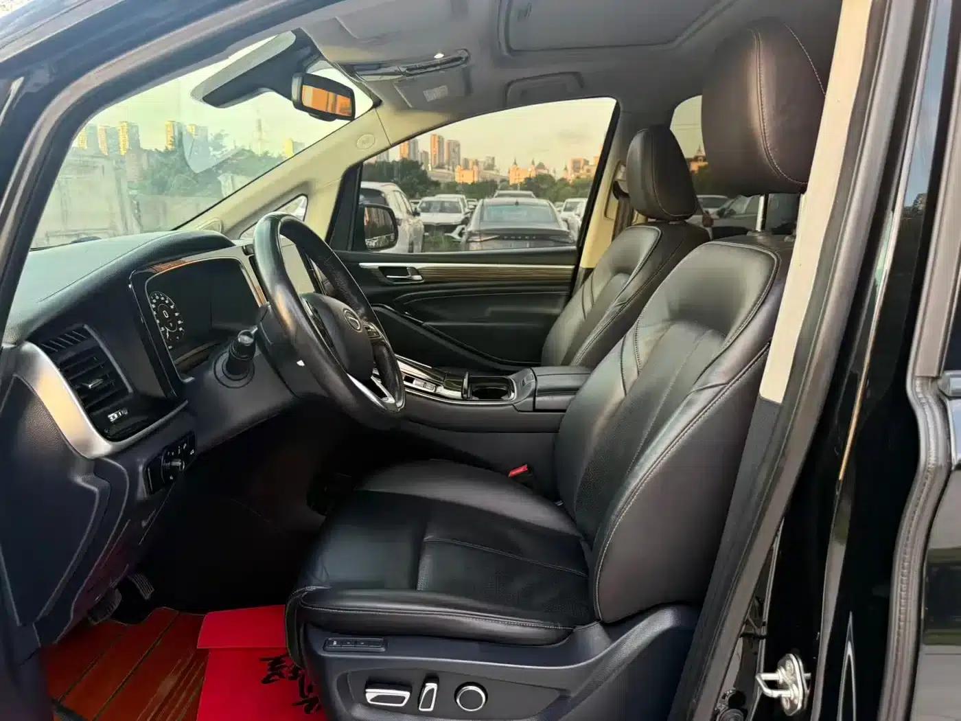 Trumpchi M8 2021 Master Series 390T Supreme Welfare Edition — миниатюра 4