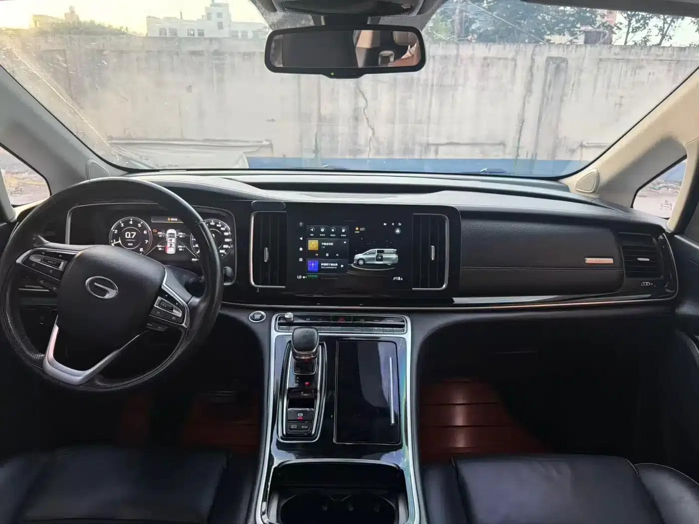 Trumpchi M8 2021 Master Series 390T Supreme Welfare Edition — миниатюра 7