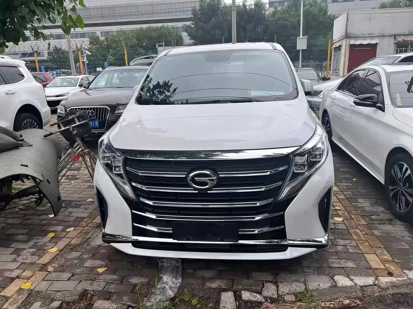 Trumpchi M8 2023 Leading Series 390T Supreme Edition — миниатюра 1