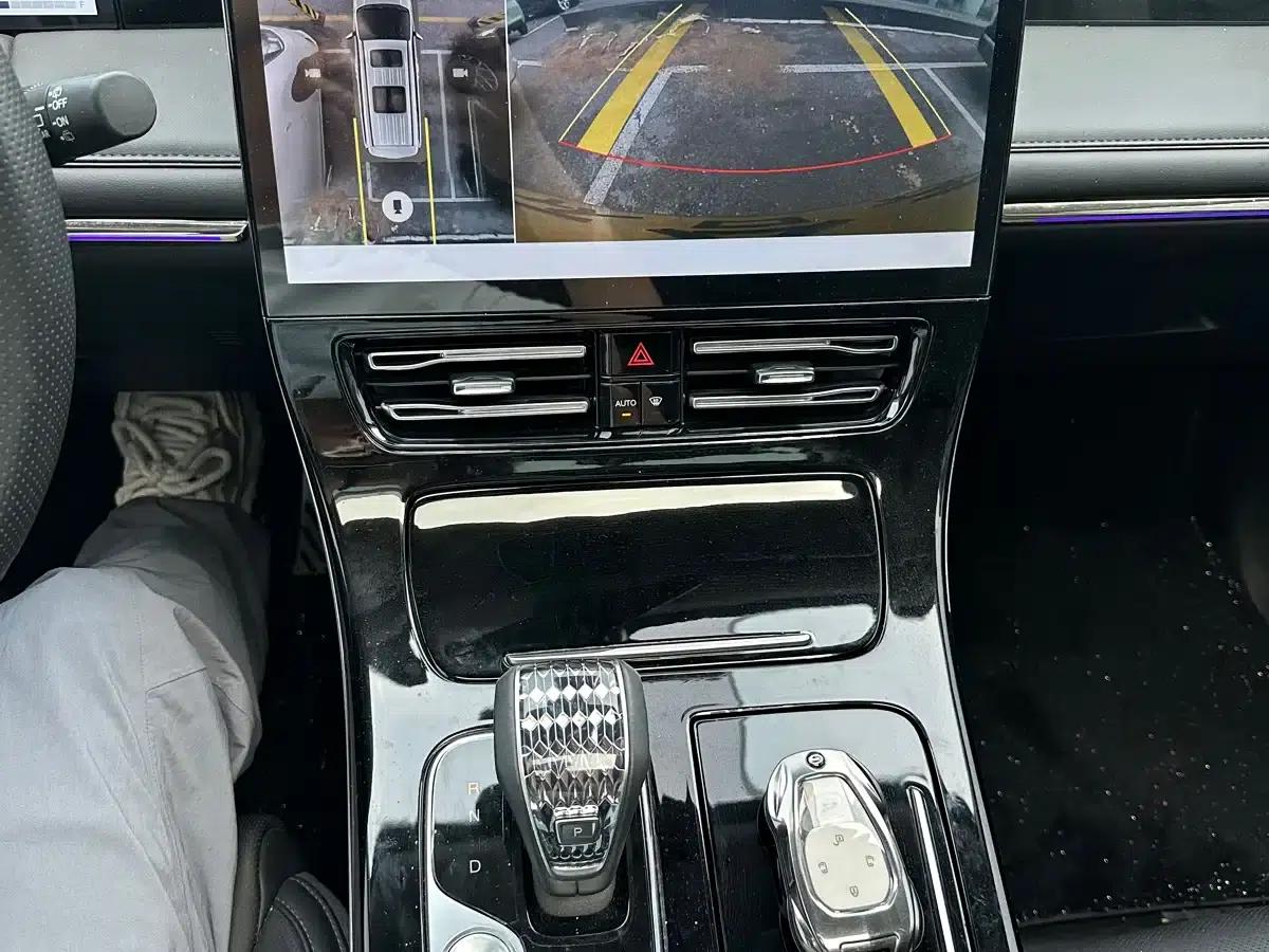 Trumpchi M8 2024 Master Series 400T Supreme Edition — миниатюра 14