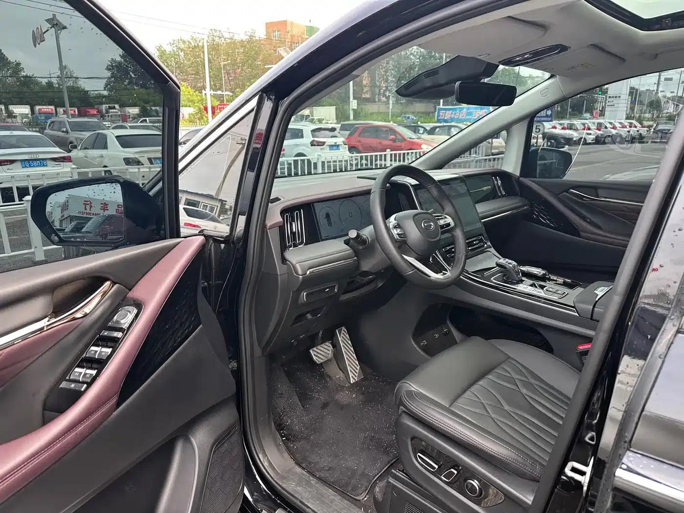 Trumpchi M8 2024 Master Series 400T Supreme Edition — миниатюра 5