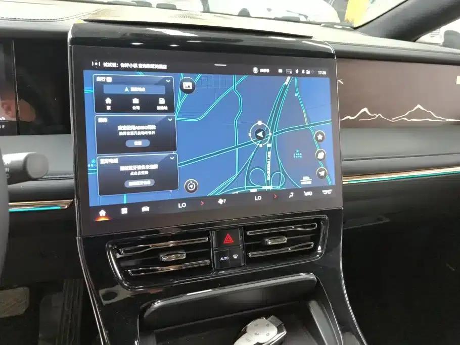 Trumpchi M8 2023 Master Series 400T Flagship Edition — миниатюра 13