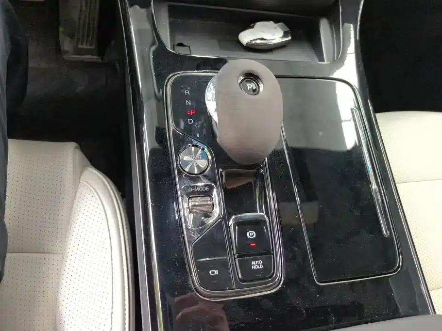 Trumpchi M8 2023 Master Series 400T Flagship Edition — миниатюра 16
