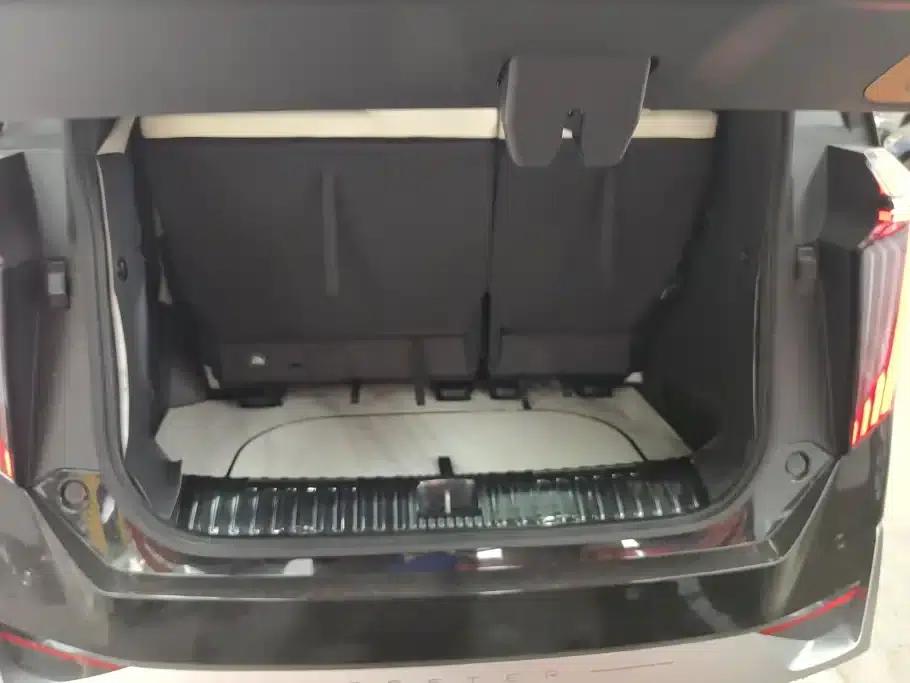 Trumpchi M8 2023 Master Series 400T Flagship Edition — миниатюра 4