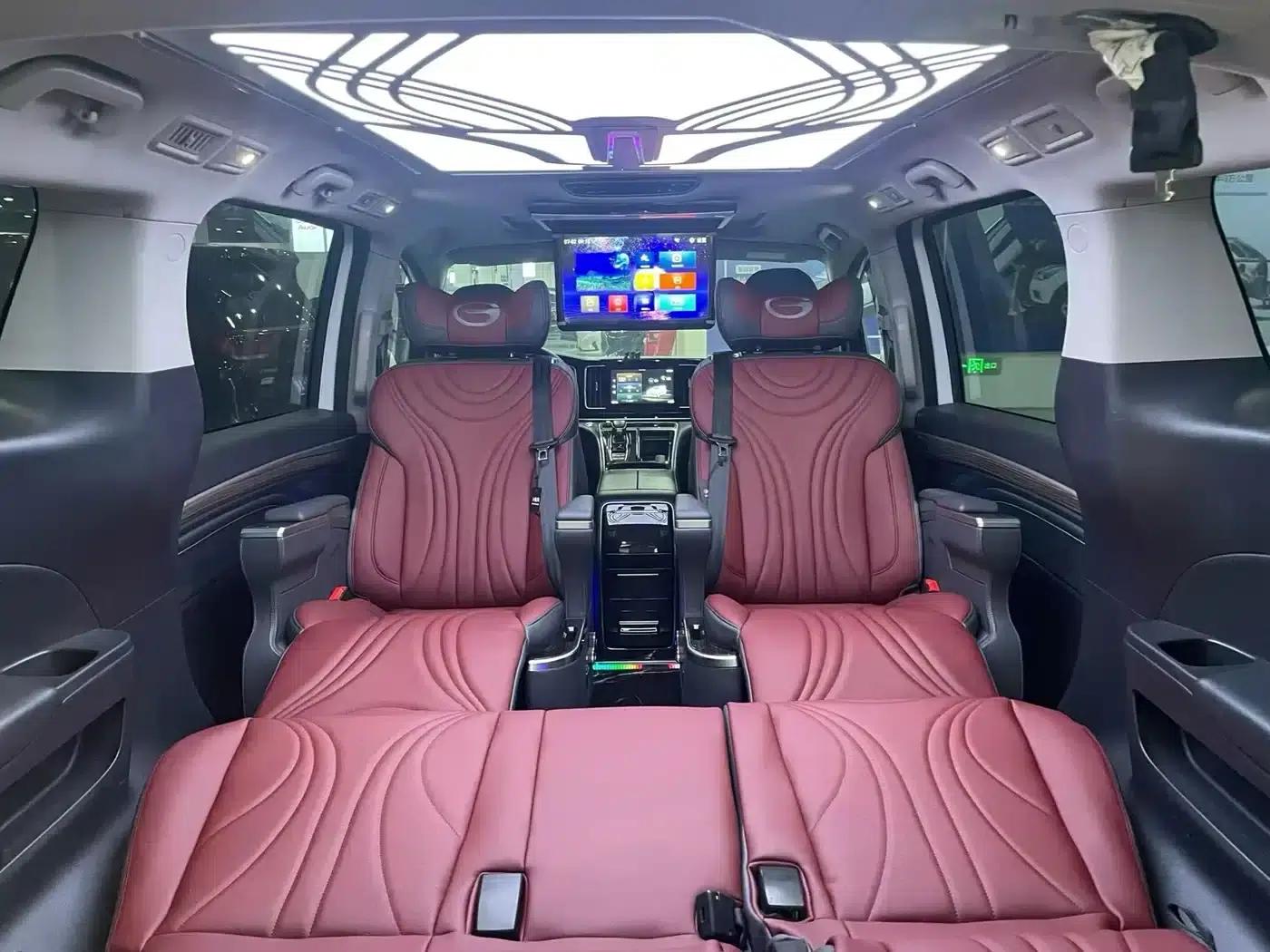 Trumpchi M8 2023 Leading Series 390T Luxury Edition — миниатюра 3