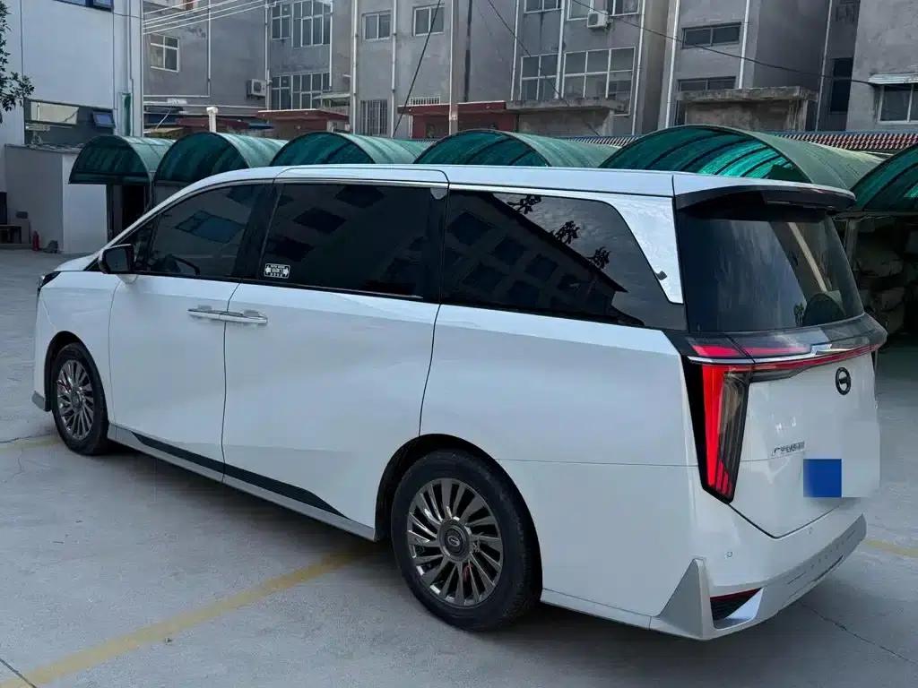 Trumpchi M8 2023 Master Series 400T Supreme Edition — миниатюра 11