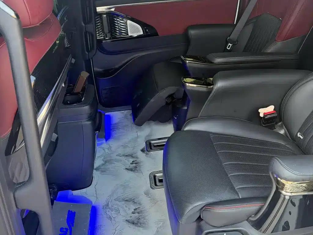 Trumpchi M8 2023 Master Series 400T Supreme Edition — миниатюра 5