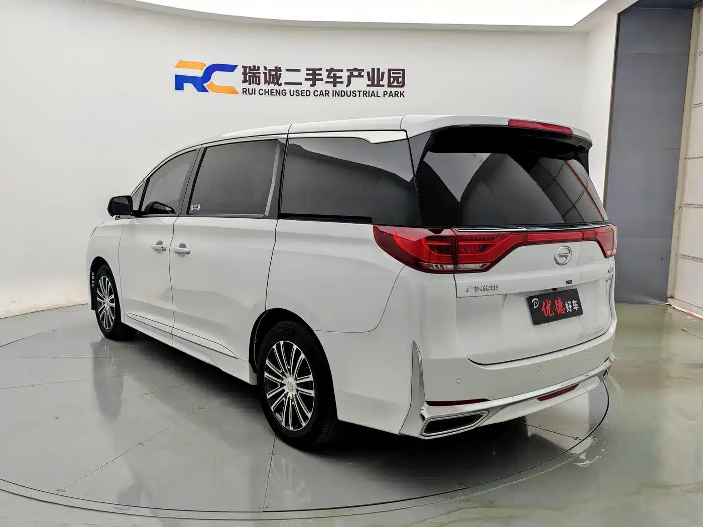 Trumpchi M8 2023 Leading Series 390T Premium Edition — миниатюра 17