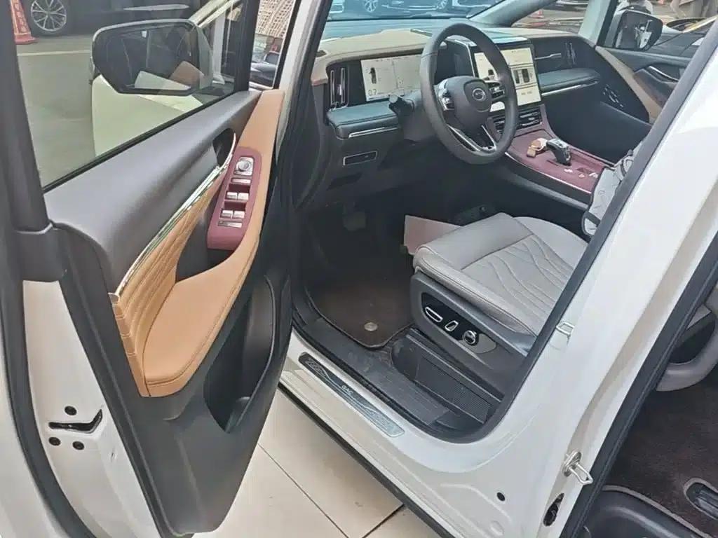 Trumpchi M8 2024 Master Series 400T Supreme Edition — миниатюра 16