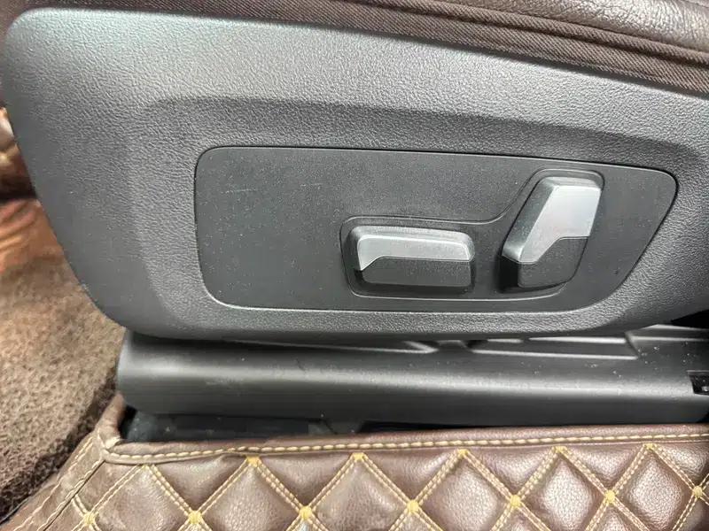 BMW X3 2020 xDrive25i Luxury Package — миниатюра 15