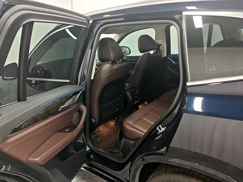 BMW X3 2020 xDrive30i Leading M Sport Package — миниатюра 18