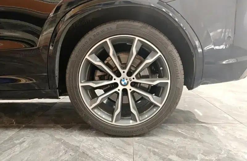 BMW X3 2020 xDrive30i Leading M Sport Package — миниатюра 9