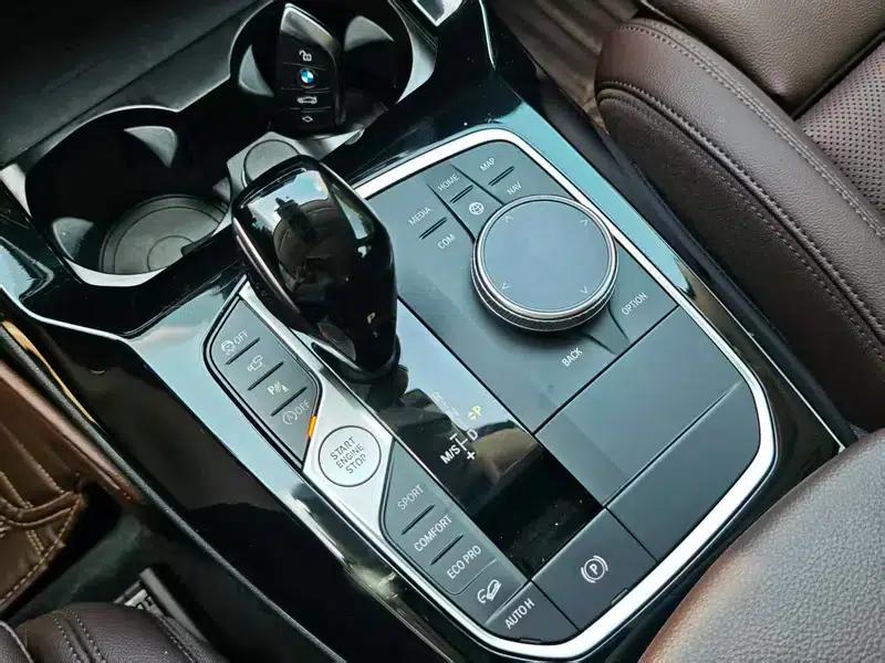BMW X3 2023 xDrive30i Luxury M Sport Package — миниатюра 13
