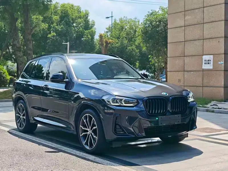 BMW X3 2023 xDrive30i Luxury M Sport Package — миниатюра 3
