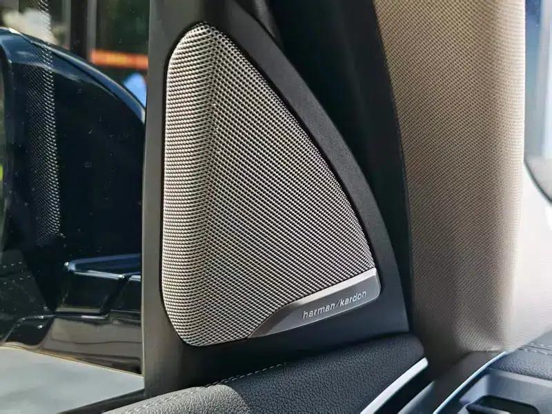 BMW X3 2023 xDrive30i Luxury M Sport Package — миниатюра 7