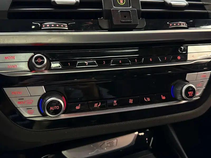 BMW X3 2020 xDrive25i M Sport Package — миниатюра 13